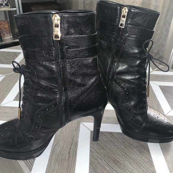 Burberry Brogue Platform Boots - Picture 7 of 8